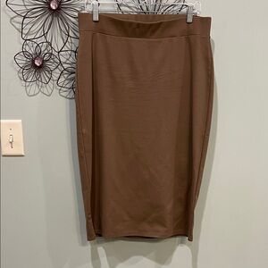 Zenana Outfitters Classic Brown Pencil Skirt